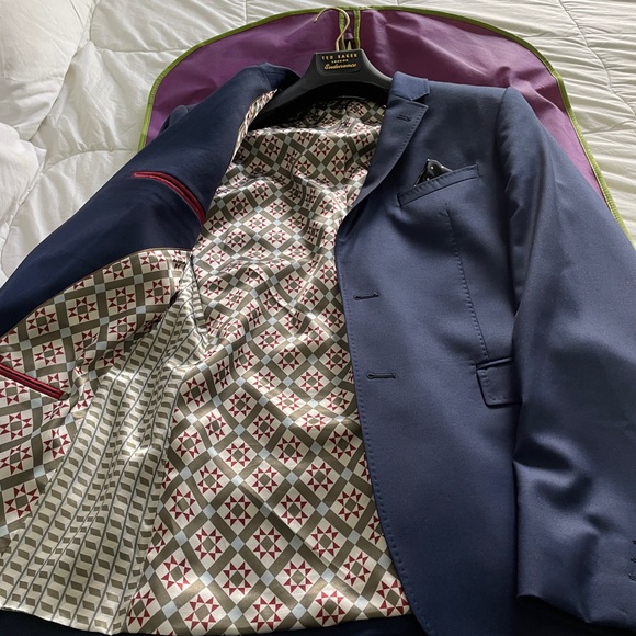 Elegant blue Ted Baker men’s blazer - Picture 3 of 6